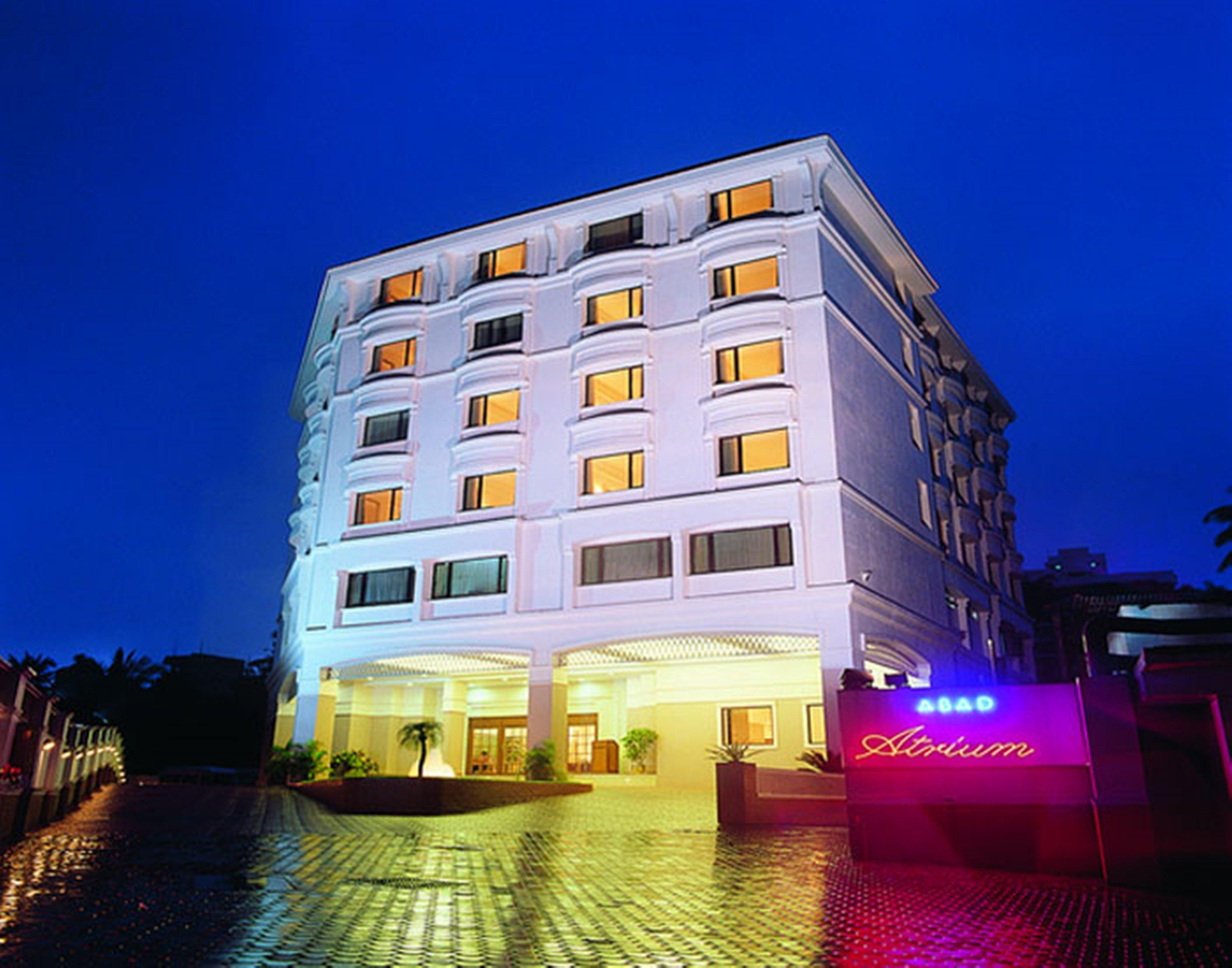 Отель Abad Atrium Коччи Экстерьер фото